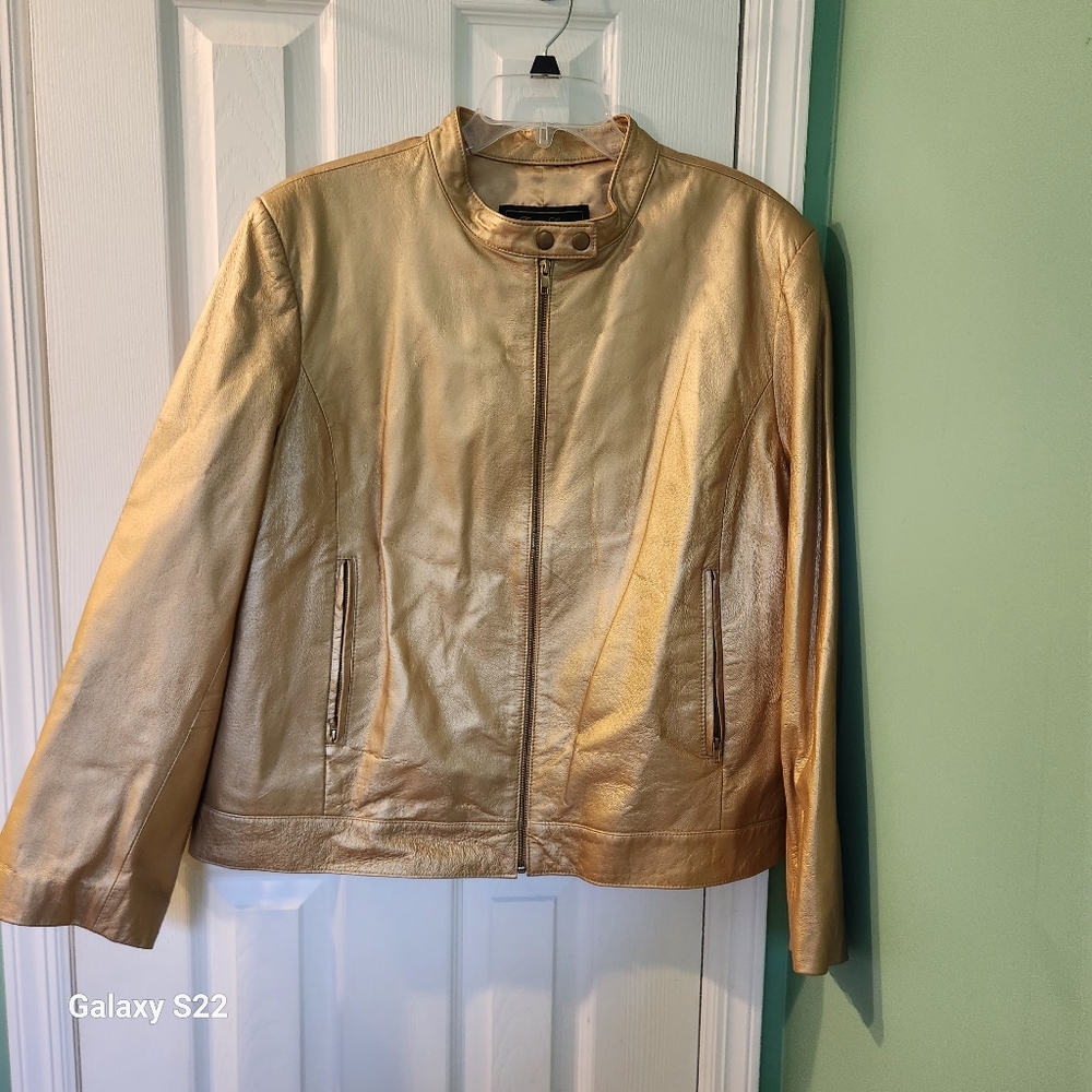 Terry lewis womans Gold jacket size 1X